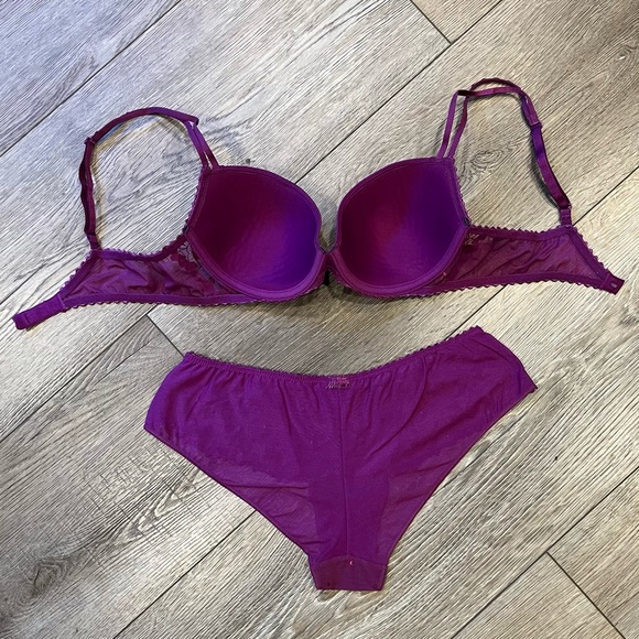 Marie Jo bra and panty set - Picture 4 of 5